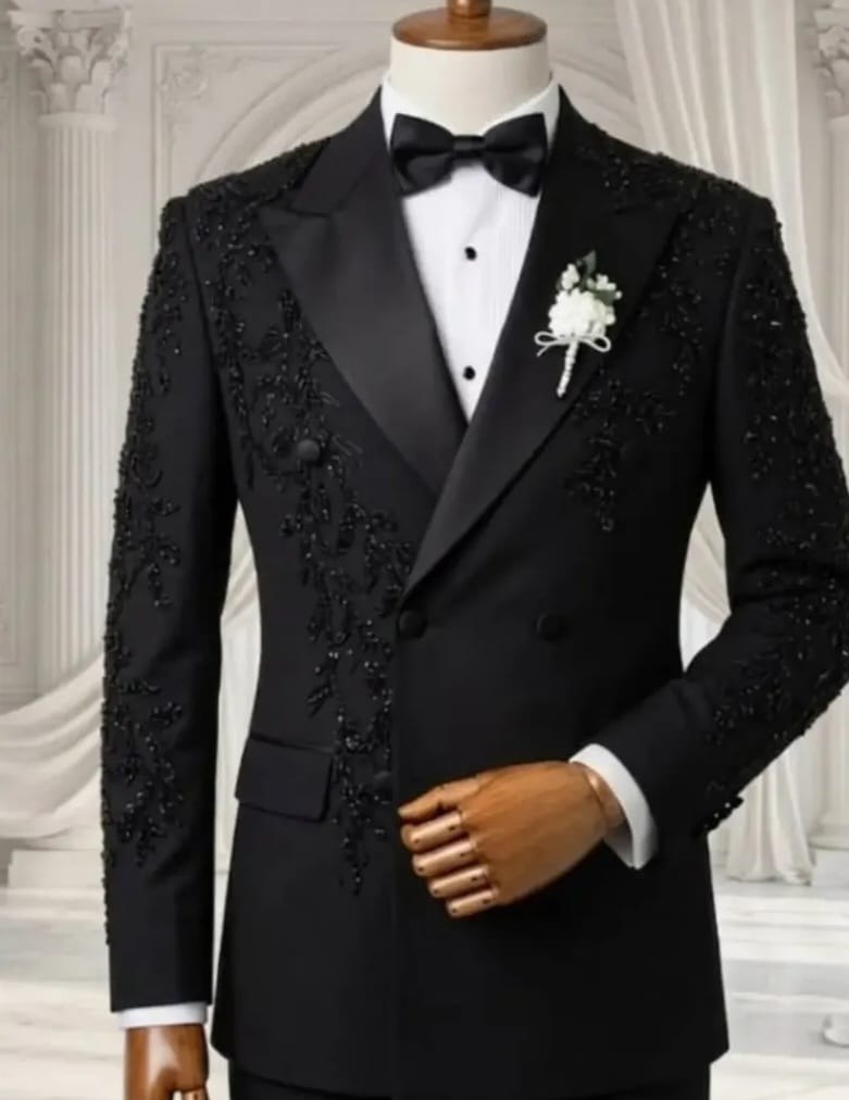 Man 4piece black & white suit 100% cotton fabric suit